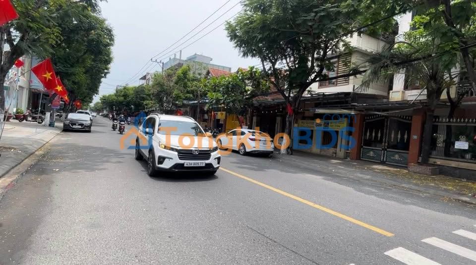 FrontHouse Đường Huỳnh Ngọc Huệ 90m² giá 11.2 tỷ - Chính chủ bán sẵn kinh doanh