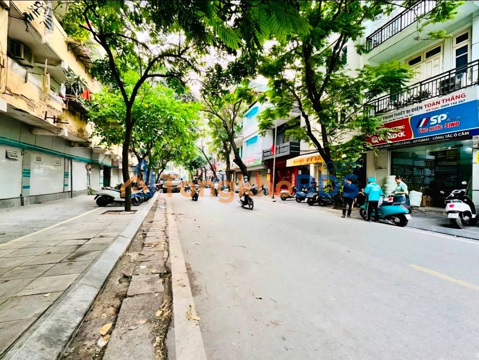 Nhà riêng Lê Quý Đôn 90m² 25 tỷ - Ô tô vào tận nhà