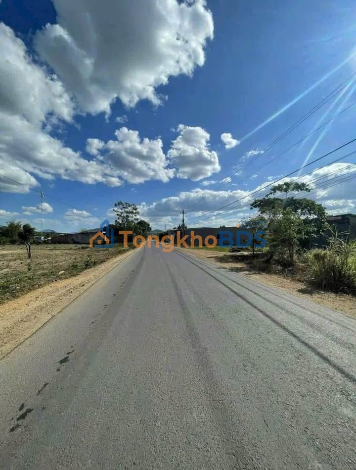 Đất nền Ngô Đức Đệ Hòa Bình Kon Tum 225m² 3xx triệu - Tiềm năng tăng giá