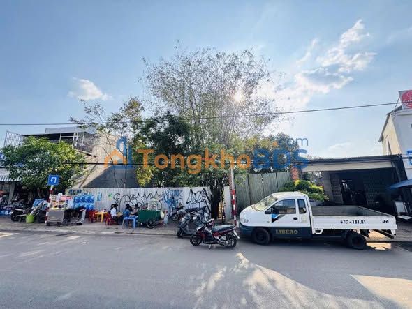 Nha mat tien Tran Quy Cap Buon Ma Thuot 26 ty - Kinh doanh