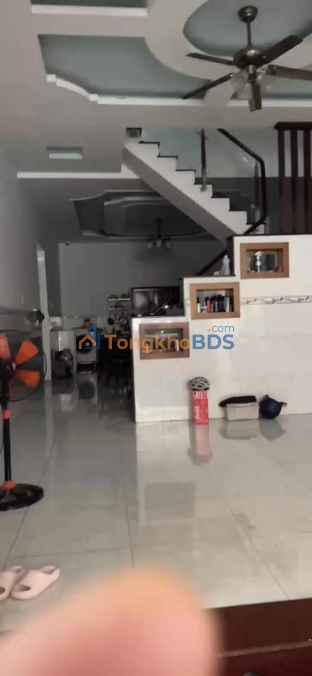 Nhà mặt tiền Huỳnh Thị 1 Quận 12 140m² 11 triệu - Ô tô vào tận nhà