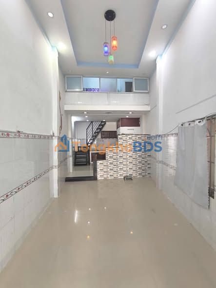 Nhà nguyên căn Phạm Văn Đồng 42m2 - Oto vào tận nhà