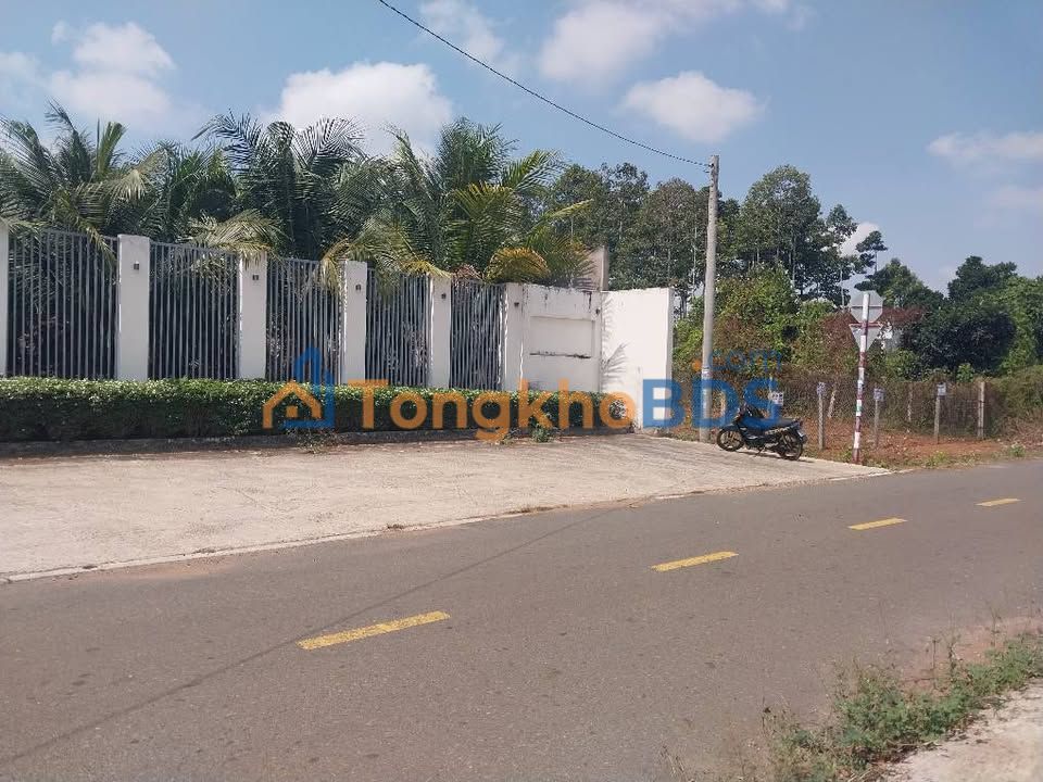 Đất nền Thị trấn Đất Đỏ 300m² giá 2.29 tỷ - Sổ đỏ chính chủ