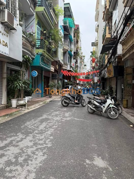 Nhà Ngõ 35 Cát Linh 37m² 6.3 tỷ - Sẵn sàng ở ngay