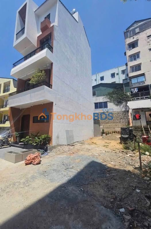 Đất Phường 8 Đà Lạt 115m² giá 5.7 tỷ - Đường to ô tô