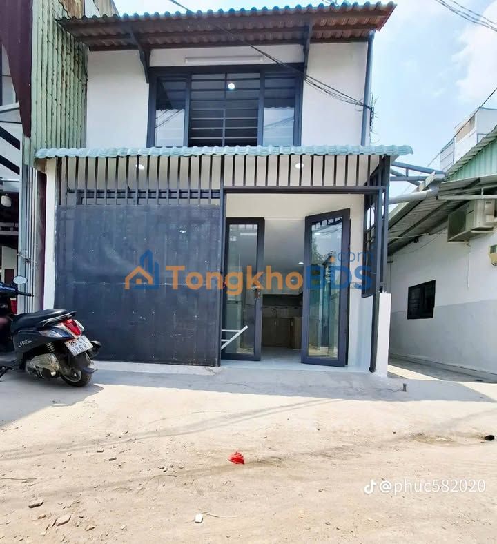 Nhà hẻm xe tải Lê Văn Khương Q12 27m² 1.1 tỷ - Chính chủ
