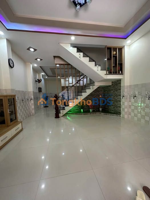 Nhà 2 tầng Ngô Đến Nha Trang 72m² 10 triệu – Sẵn sàng ở ngay