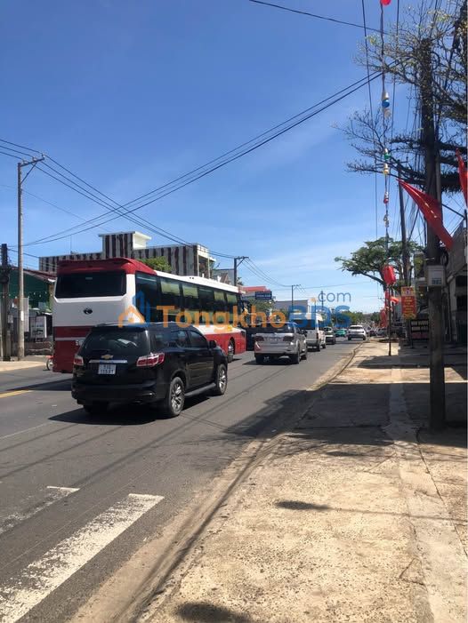 Nhà phố Trần Phú Lộc Châu Q9 162m² 7,2 tỷ - Mặt tiền kinh doanh