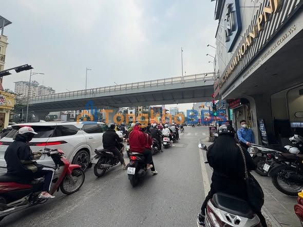 Nhà phố Bạch Mai 305m2 20 tỷ - Mặt phố kinh doanh sầm uất