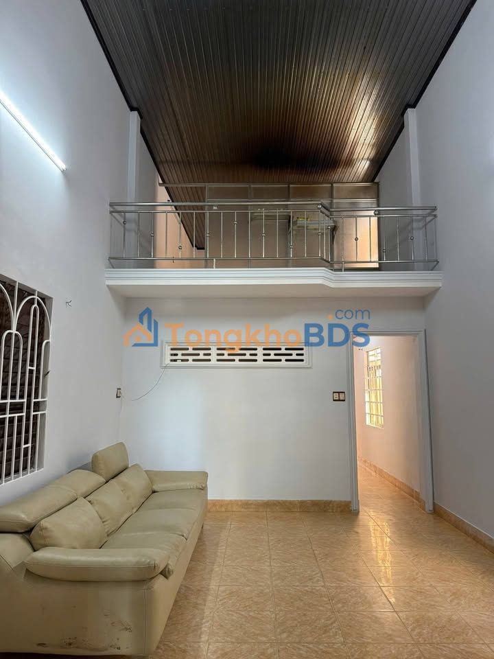 Nhà mặt tiền Phan Đình Phùng 150m² 6 triệu - Sẵn sàng ở