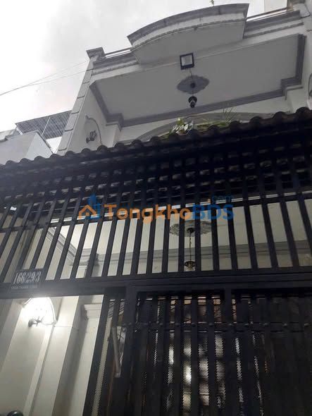 Nhà nguyên căn Tân Bình 75m² giá 15 triệu, ô tô vào tận nhà