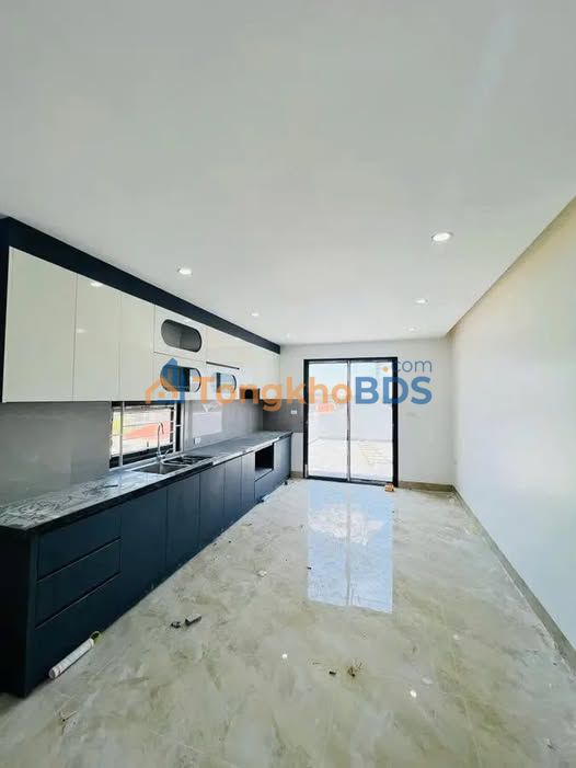 Nhà Đông La Hoài Đức 47m² giá 7.25 tỷ - Ô tô vào nhà
