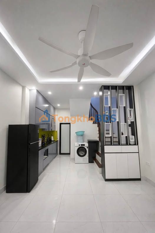 Nhà Tây Mỗ 32m² giá 6.3 tỷ - Ô tô vào tận nhà