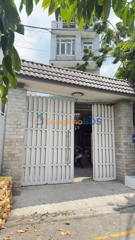 Nhà mặt tiền Tân Xuân 14.2 tỷ - Mặt tiền kinh doanh