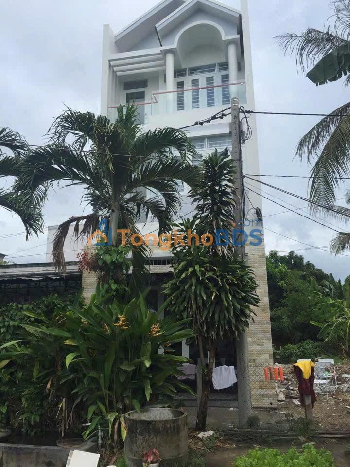 Nhà cho thuê Vĩnh Hiệp Nha Trang 7 triệu - Ô tô vào nhà