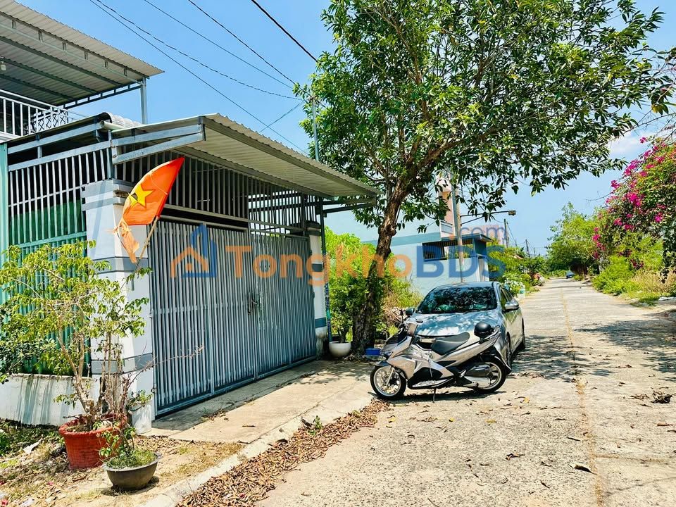 Nhà gác lửng TT Long Điền 106m² 2.25 tỷ - Chính chủ bán