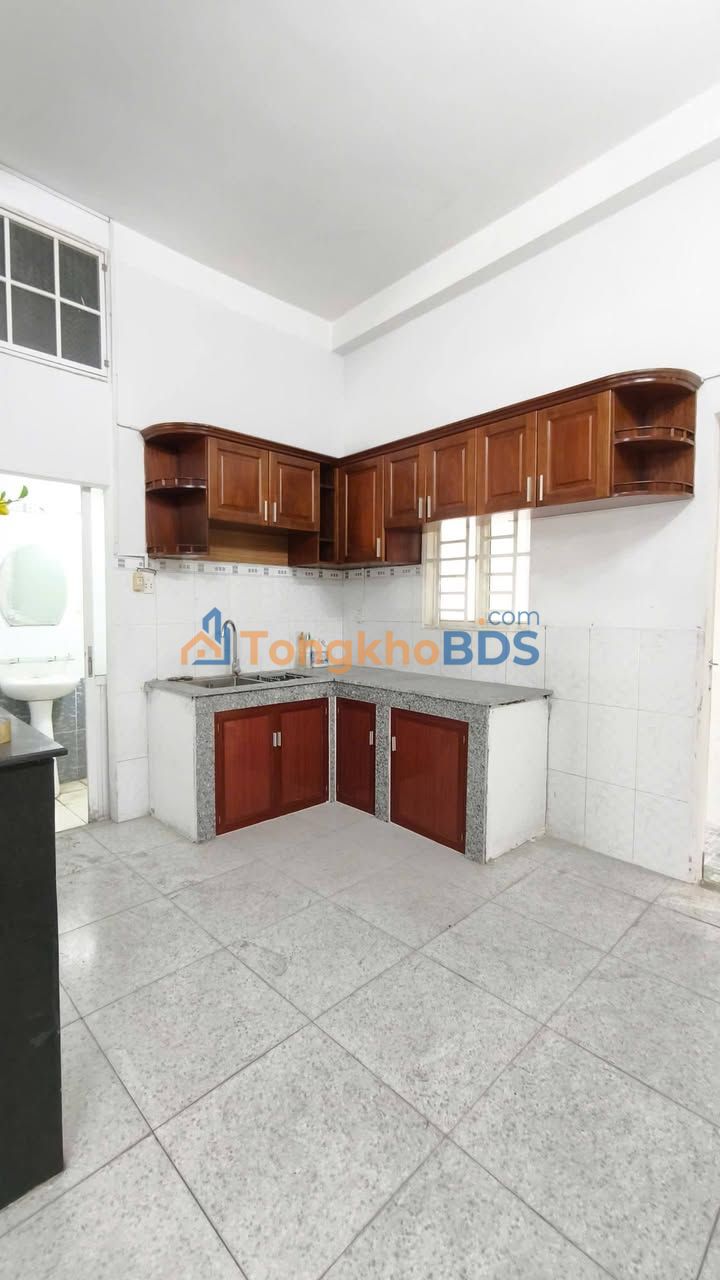 Nhà mặt tiền Thới Tam Thôn 17 100m² 5,6 tỷ - Mặt tiền kinh doanh