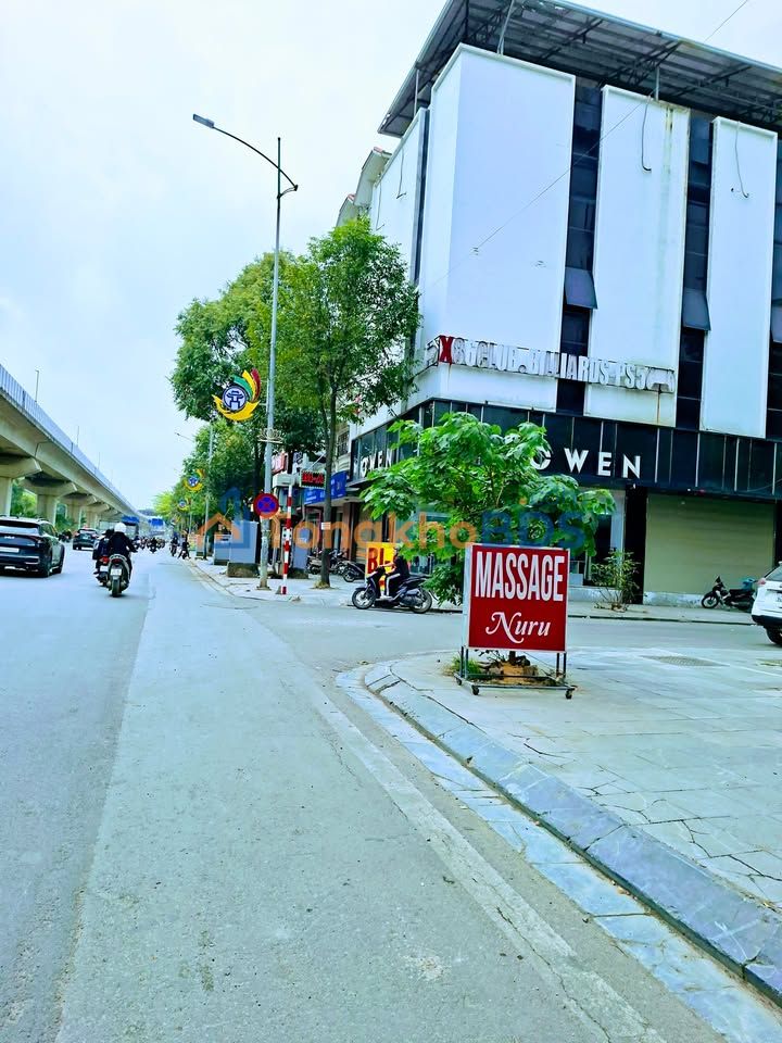 Nhà phố Quang Trung Hà Đông 112m² 120tr - Mặt tiền kinh doanh