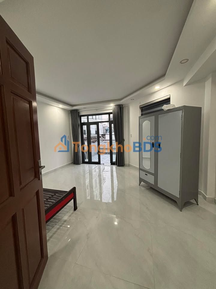 Nhà cho thuê Liên khu 4-5 60m2 9.5tr - Ô tô vào tận nhà