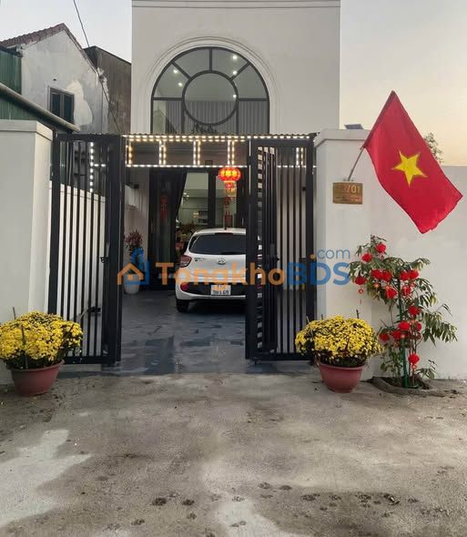 Nhà riêng Thạch Hạ 93m2 2 tỷ - Ô tô vào tận nhà