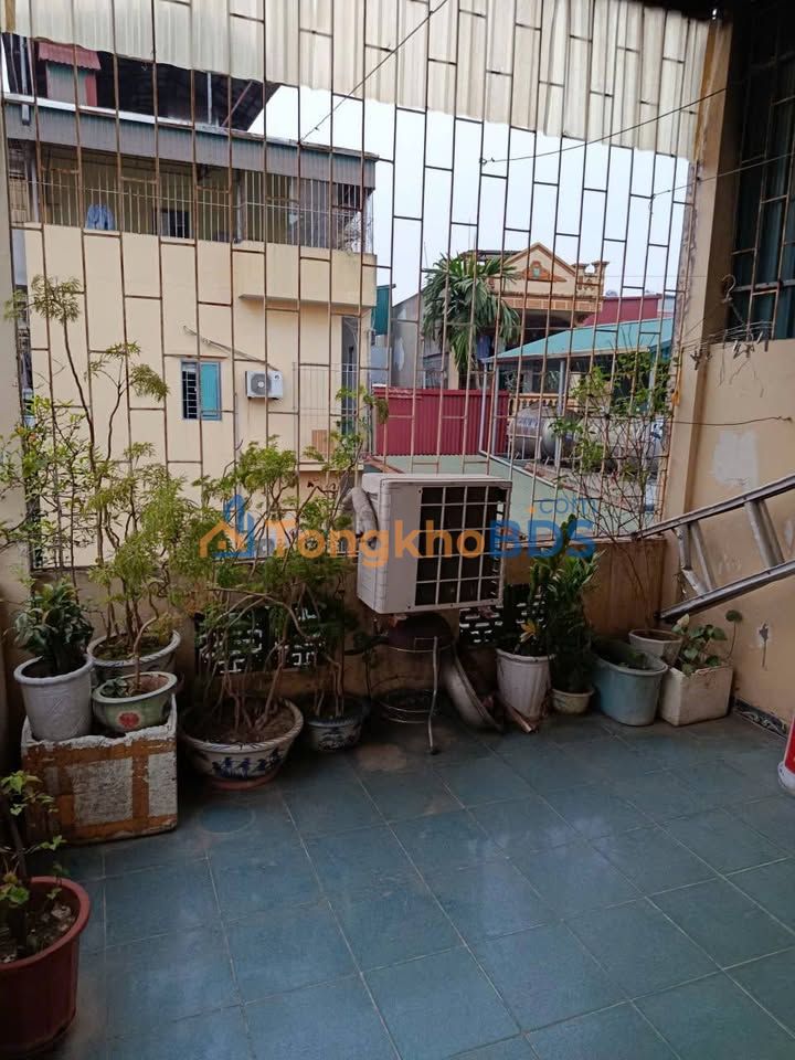 Nhà riêng Kim Giang Thanh Trì 4PN 11 triệu - Sẵn sàng ở ngay