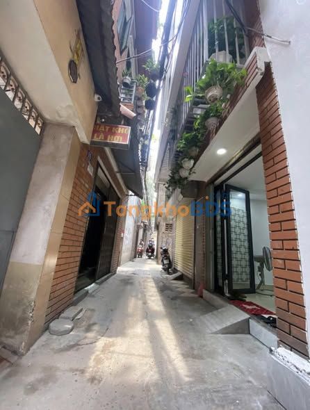 Nhà nguyên căn Ngõ 67 Giáp Bát 125m² 10 triệu - Sẵn ở