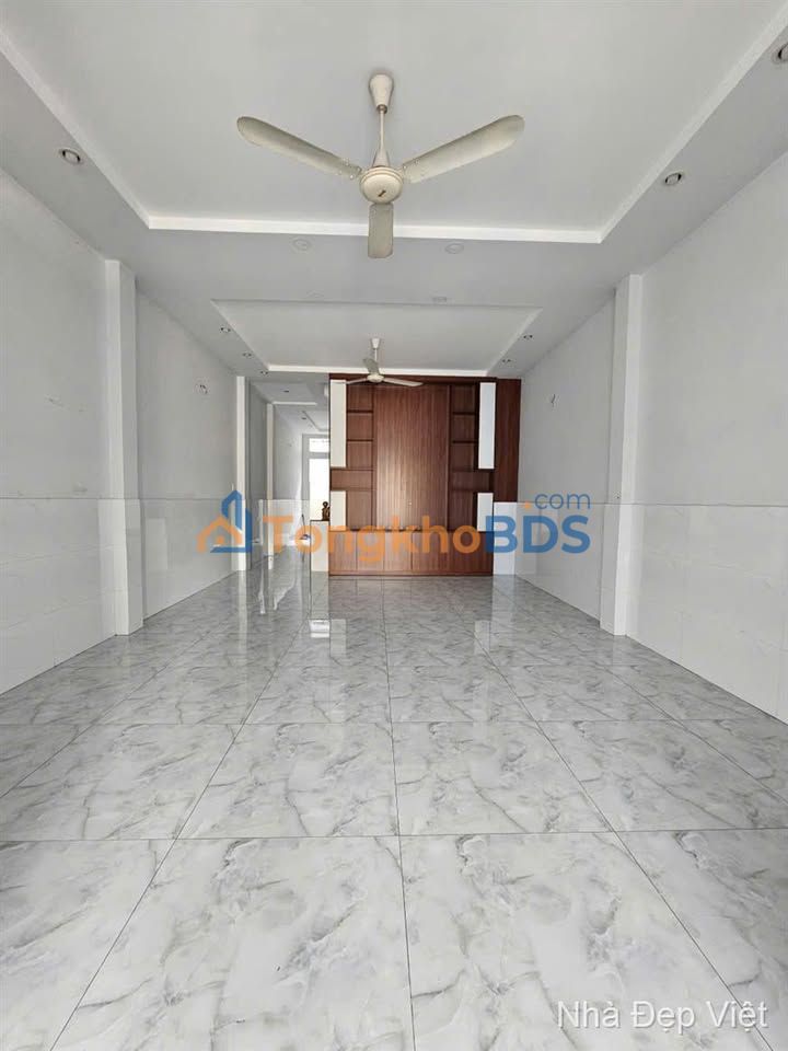 Nhà riêng Hiệp Thành City 100m² 11 triệu - ô tô vào nhà
