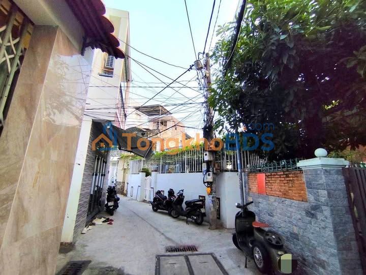 Nhà cấp 4 Phan Đình Giót 127m² 4.6 tỷ - Giá tốt hiếm có