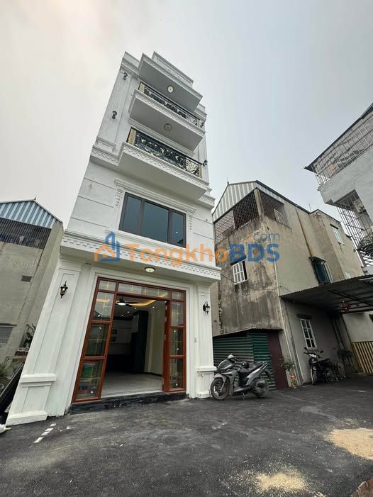 Nhà riêng QL6 Chúc Sơn 43m² 4.68 tỷ - Ô tô vào nhà
