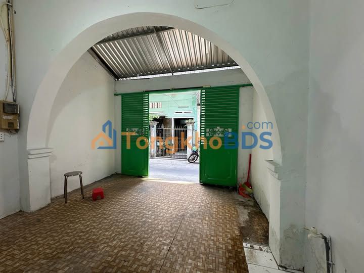 Nhà cho thuê Bà Lê Chân Q1 80m² - Phù hợp studio