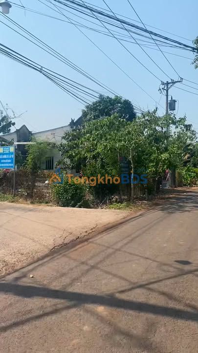 Nhà riêng Xuân Bắc 396m² 760 triệu - Ô tô vào tận nhà