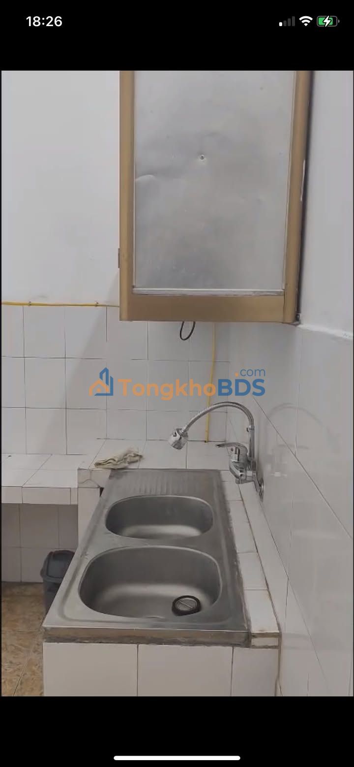 Nhà nguyên căn ngõ 592 Trường Chinh 42m² 11tr - Sẵn sàng ở ngay