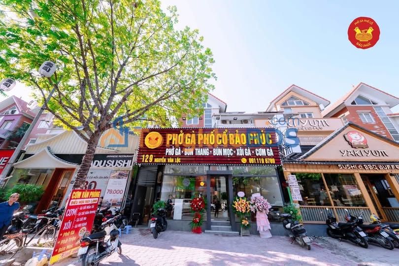 Townhouse Nguyen Van Loc 150m2 100tr/thang - Kinh doanh san