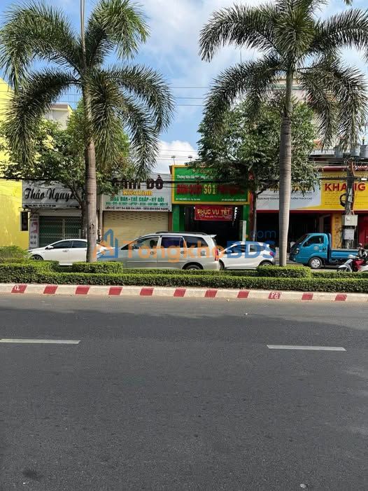 Nhà mặt tiền CMT8 Tây Ninh 200m2 9 tỷ - Kinh doanh
