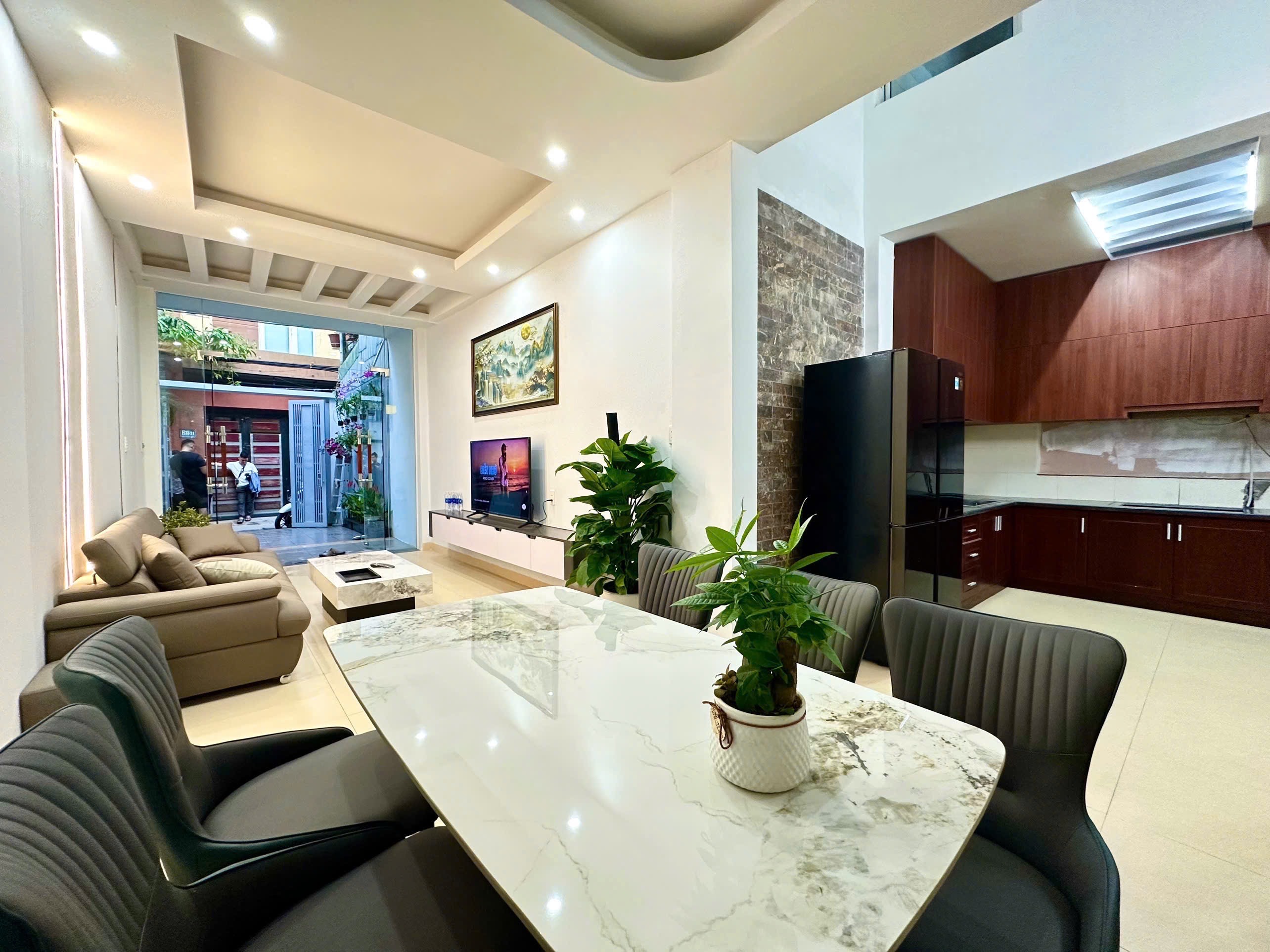 Bán nhà riêng 2PN 2WC hướng Đông tại Nam Dương, Hải Châu, Đà Nẵng