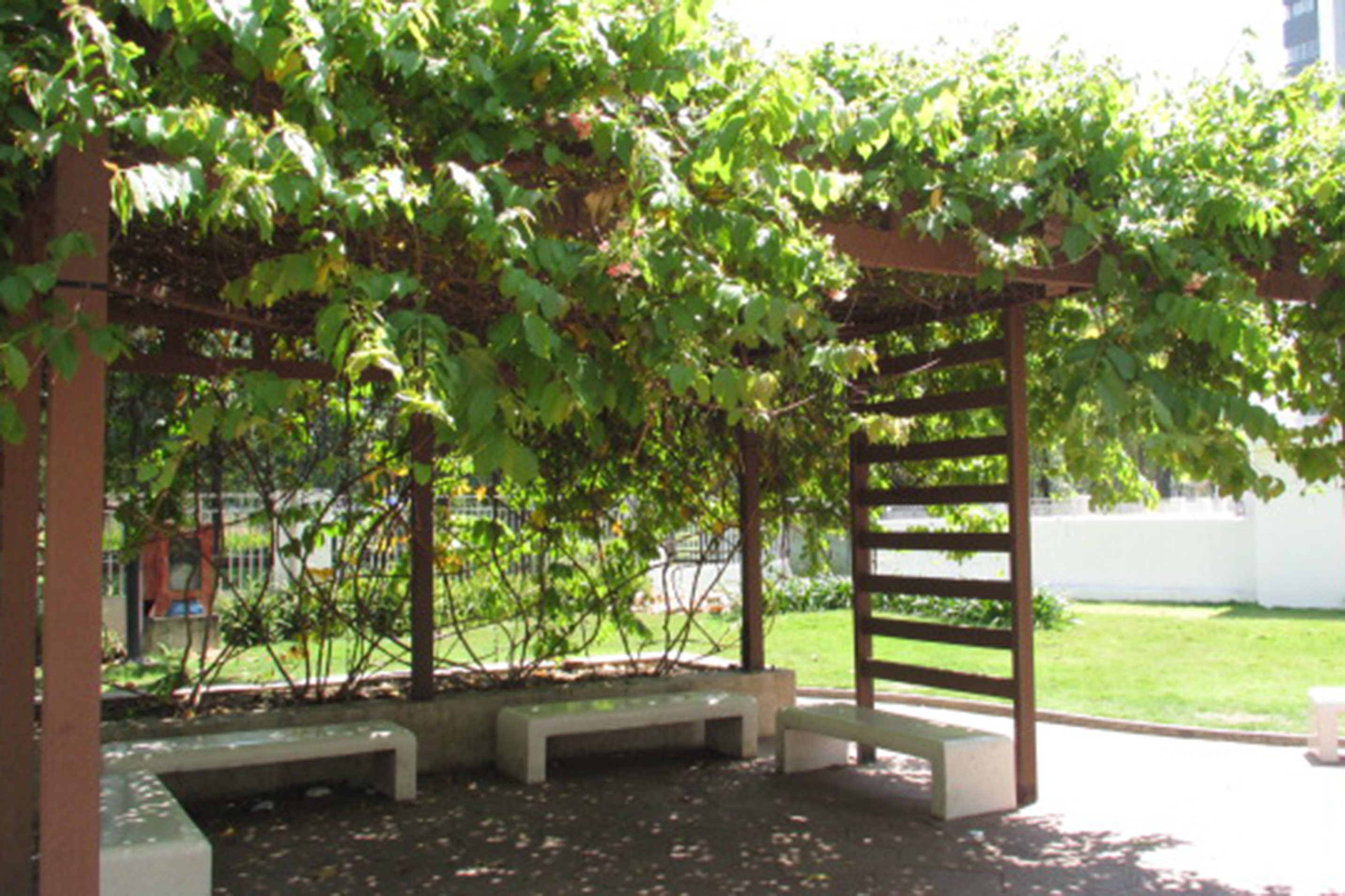 Bán căn Ruby Block E Celadon City, 70m2, Mát Mẻ, Sổ Hồng Có Sẵn