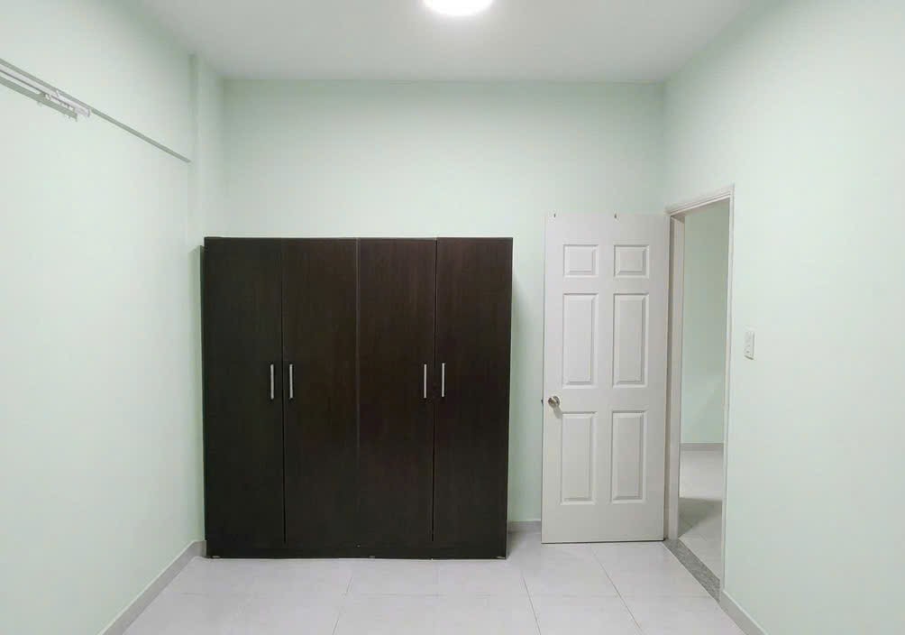 Bán căn hộ CC Khang Gia Chánh Hưng Tầng 10 view đẹp (đối diện thang máy) - Kèm Nội Thất.